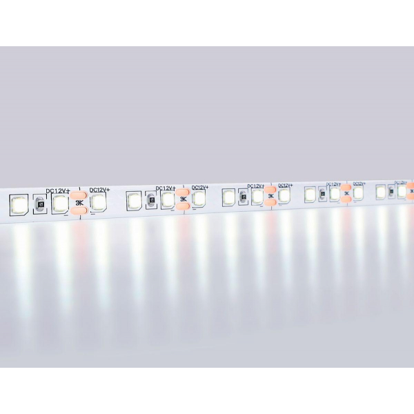 Светодиодная влагозащищенная лента Ambrella Light 9,6W/m 120LED/m 2835SMD холодный белый 5M GS1203 Светодиодная влагозащищенная лента Ambrella Light 9,6W/m 120LED/m 2835SMD холодный белый 5M GS1203