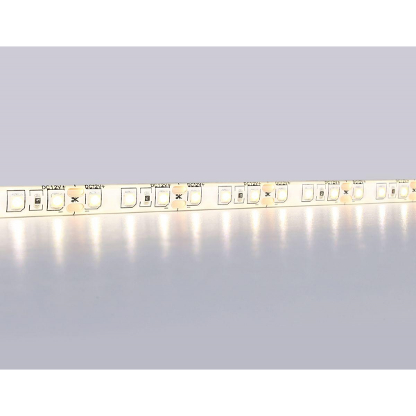 Светодиодная влагозащищенная лента Ambrella Light 9,6W/m 120LED/m 2835SMD теплый белый 5M GS1201 Светодиодная влагозащищенная лента Ambrella Light 9,6W/m 120LED/m 2835SMD теплый белый 5M GS1201
