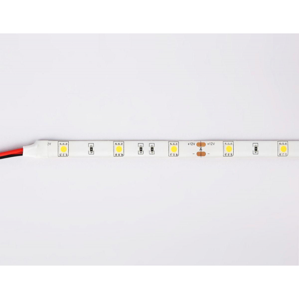 Светодиодная влагозащищенная лента Ambrella Light 7,2W/m 30LED/m 5050SMD дневной белый 5M GS1902 Светодиодная влагозащищенная лента Ambrella Light 7,2W/m 30LED/m 5050SMD дневной белый 5M GS1902
