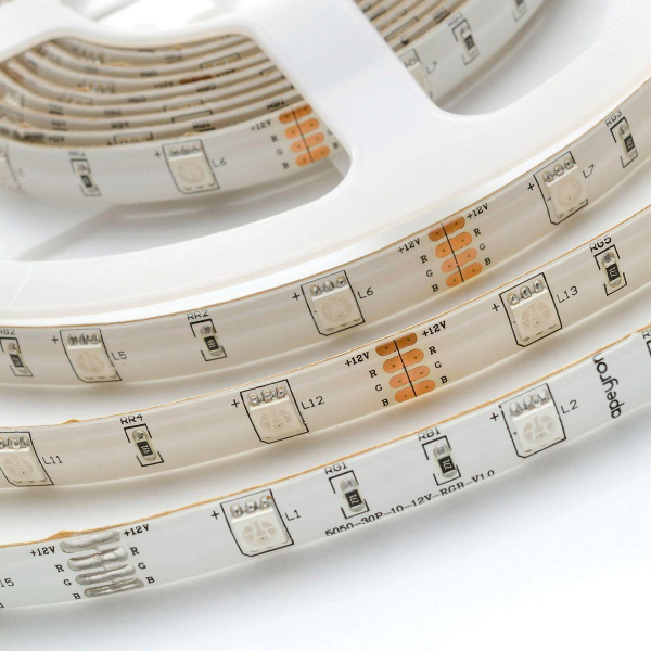 Светодиодная влагозащищенная лента OGM 7,2W/m 30LED/m 5050SMD разноцветная 5M LSE-041 Светодиодная влагозащищенная лента OGM 7,2W/m 30LED/m 5050SMD разноцветная 5M LSE-041