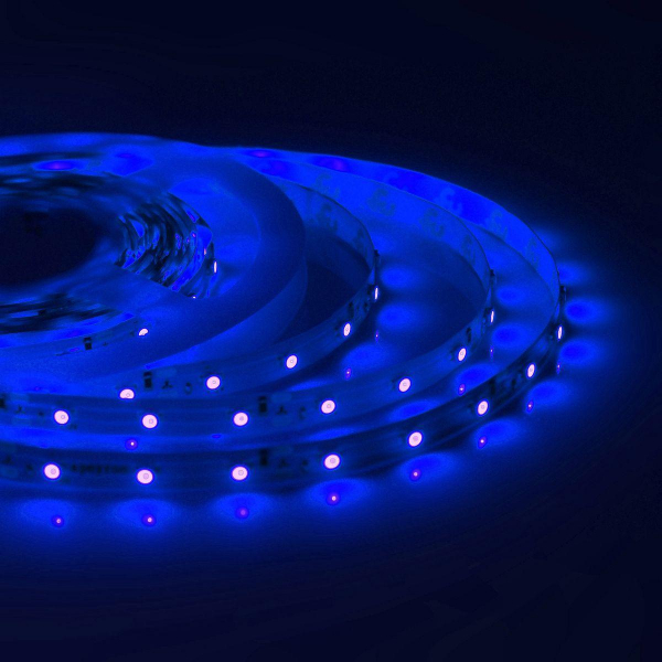 Светодиодная влагозащищенная лента Apeyron 4,8W/m 60LED/m 3528SMD синий 5M 00-84 Светодиодная влагозащищенная лента Apeyron 4,8W/m 60LED/m 3528SMD синий 5M 00-84