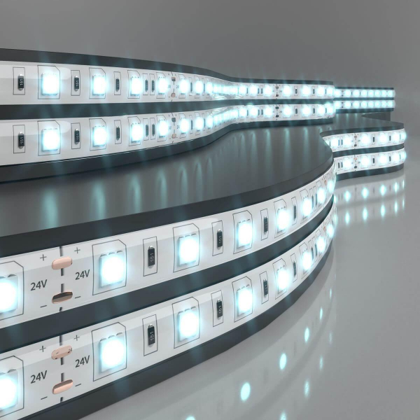 Светодиодная влагозащищенная лента Elektrostandard 14,4W/m 60LED/m 5050SMD холодный белый 5M a052970 Светодиодная влагозащищенная лента Elektrostandard 14,4W/m 60LED/m 5050SMD холодный белый 5M a052970