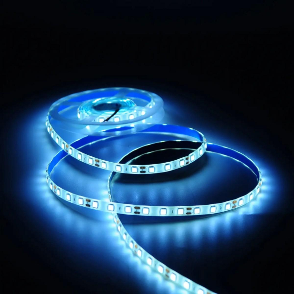 Светодиодная лента Gauss 10W/m 60LED/m 5050SMD нейтральный белый 5M BT043 Светодиодная лента Gauss 10W/m 60LED/m 5050SMD нейтральный белый 5M BT043
