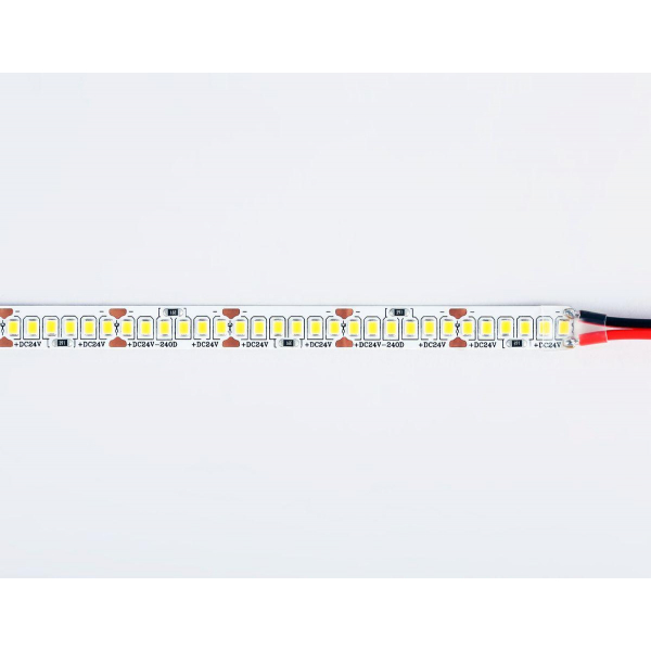 Светодиодная лента Ambrella Light 18W/m 240LED/m 2835SMD холодный белый 5M GS3303 Светодиодная лента Ambrella Light 18W/m 240LED/m 2835SMD холодный белый 5M GS3303