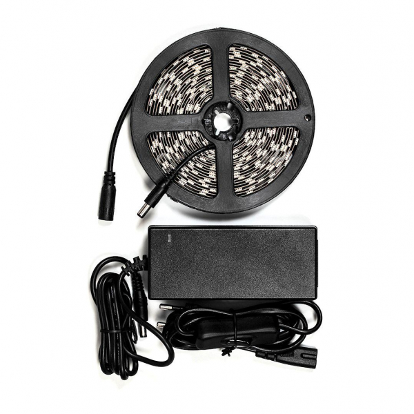Светодиодная лента Feron 14,4W/m 60LED/m 5050SMD белый 5M LS606 41447 Светодиодная лента Feron 14,4W/m 60LED/m 5050SMD белый 5M LS606 41447