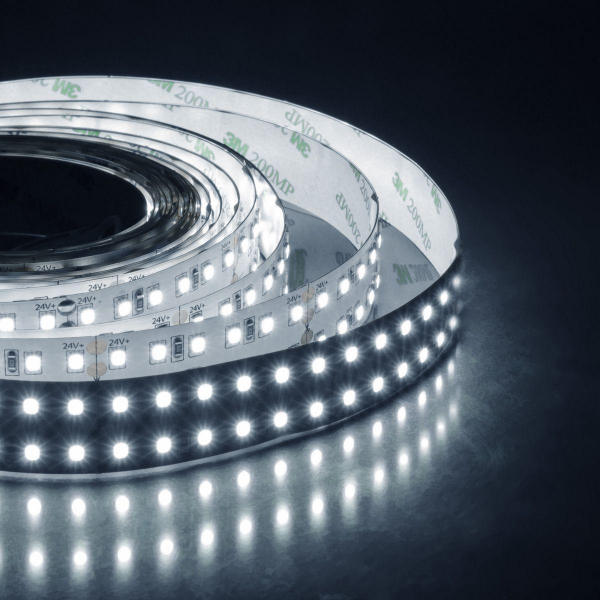 Светодиодная лента Apeyron 41W/m 240LED/m 2835SMD холодный белый 5M 00-307 Светодиодная лента Apeyron 41W/m 240LED/m 2835SMD холодный белый 5M 00-307