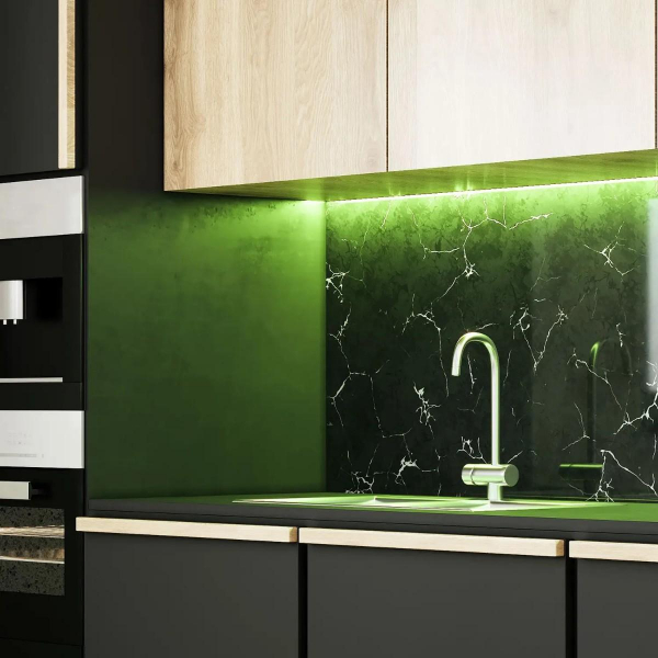 Светодиодная лента Gauss 12W/m 60LED/m 5050SMD разноцветный 5M BT072 Светодиодная лента Gauss 12W/m 60LED/m 5050SMD разноцветный 5M BT072