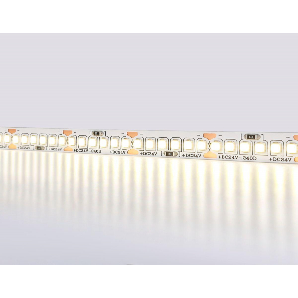 Светодиодная лента Ambrella Light 18W/m 240LED/m 2835SMD дневной белый 5M GS3302 Светодиодная лента Ambrella Light 18W/m 240LED/m 2835SMD дневной белый 5M GS3302
