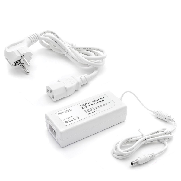 Светодиодная лента OGM 14,4W/m 60LED/m 5050SMD холодный белый 25M SL-12 Светодиодная лента OGM 14,4W/m 60LED/m 5050SMD холодный белый 25M SL-12