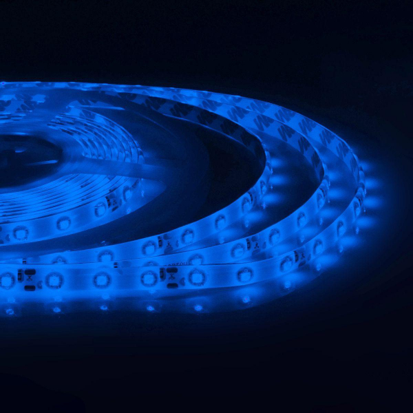 Светодиодная влагозащищенная лента Apeyron 4,8W/m 60LED/m 3528SMD синий 5M 00-06 Светодиодная влагозащищенная лента Apeyron 4,8W/m 60LED/m 3528SMD синий 5M 00-06