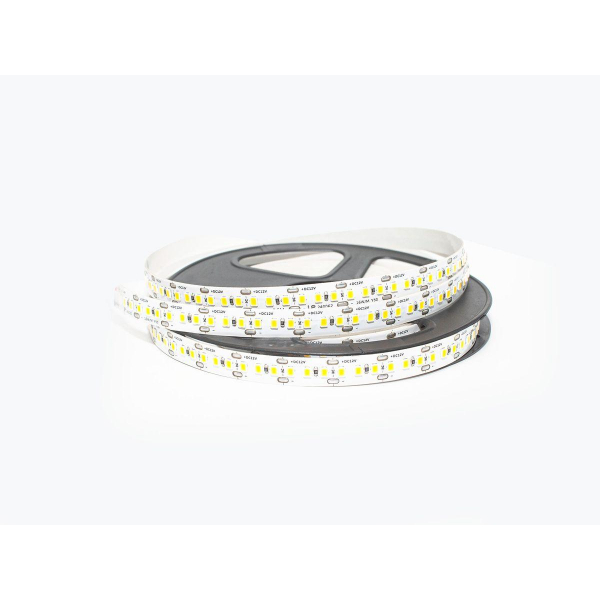 Светодиодная лента LEDS POWER 2835 180/м (16Вт/м) 12В нейтральная 008721 Светодиодная лента LEDS POWER 2835 180/м (16Вт/м) 12В нейтральная 008721