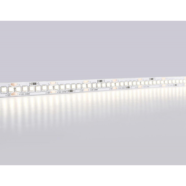 Светодиодная лента Ambrella Light 19,2W/m 240LED/m 2835SMD дневной белый 5M GS1502 Светодиодная лента Ambrella Light 19,2W/m 240LED/m 2835SMD дневной белый 5M GS1502
