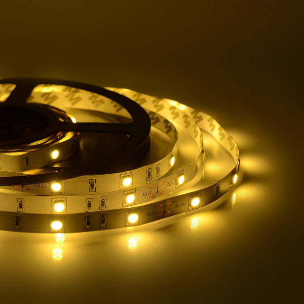 Светодиодная влагозащищенная лента OGM 9,6W/m 120LED/m 2835SMD теплый белый 5M LSE-150 Светодиодная влагозащищенная лента OGM 9,6W/m 120LED/m 2835SMD теплый белый 5M LSE-150