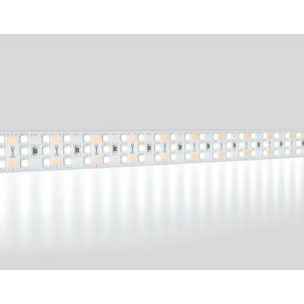 Светодиодная лента Ambrella Light 26W/m 324LED/m 2835SMD холодный белый 5M GS3903