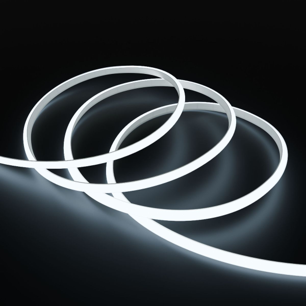 Светодиодная влагозащищенная лента для бани и сауны OGM 14,4W/m 180LED/m 2835SMD холодный белый 5M LSE-299