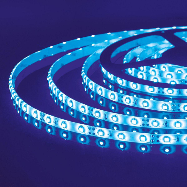 Светодиодная влагозащищенная лента Elektrostandard 4,8W/m 60LED/m 2835SMD синий 5M a040999 Светодиодная влагозащищенная лента Elektrostandard 4,8W/m 60LED/m 2835SMD синий 5M a040999