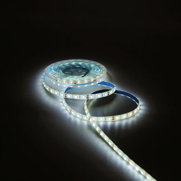 Светодиодная лента Gauss 10W/m 60LED/m 5050SMD теплый белый 5M BT051 Светодиодная лента Gauss 10W/m 60LED/m 5050SMD теплый белый 5M BT051