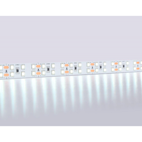 Светодиодная лента Ambrella Light 20W/m 204LED/m 2835SMD холодный белый 5M GS3603 Светодиодная лента Ambrella Light 20W/m 204LED/m 2835SMD холодный белый 5M GS3603