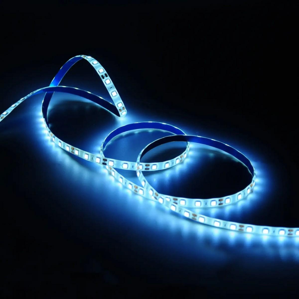 Светодиодная лента Gauss 10W/m 60LED/m 5050SMD нейтральный белый 3M BT052 Светодиодная лента Gauss 10W/m 60LED/m 5050SMD нейтральный белый 3M BT052