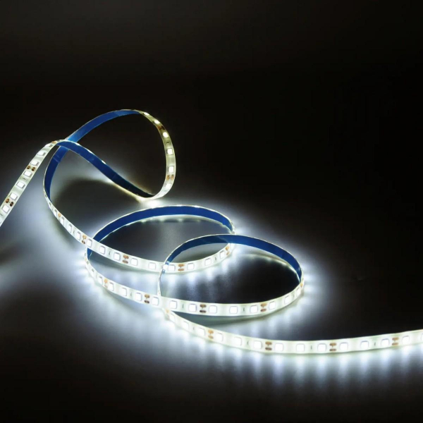 Светодиодная лента Gauss 10W/m 60LED/m 5050SMD теплый белый 5M BT051 Светодиодная лента Gauss 10W/m 60LED/m 5050SMD теплый белый 5M BT051