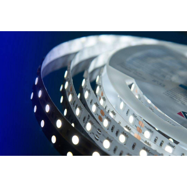 Светодиодная влагозащищенная лента DesignLed 14,4W/m 60LED/m 5050SMD холодный белый 5M 000513 Светодиодная влагозащищенная лента DesignLed 14,4W/m 60LED/m 5050SMD холодный белый 5M 000513