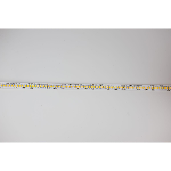Светодиодная лента LEDS POWER 2835 240/м (21Вт/м) 12В теплая 008783 Светодиодная лента LEDS POWER 2835 240/м (21Вт/м) 12В теплая 008783
