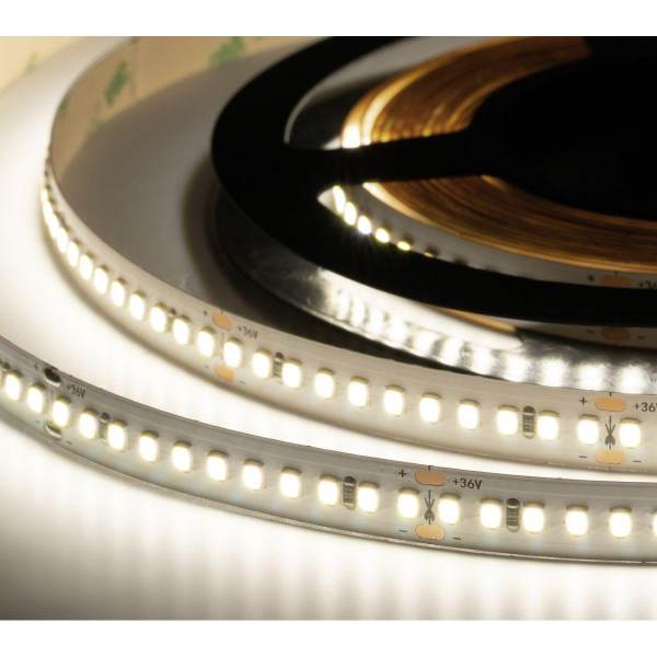 Лента светодиодная ELF 990SMD диодов (2835), 36В, 5м, ГИПЕР, белый нейтральный 4000-4500К ELF-990SMD2835NWnw-Hy36 Лента светодиодная ELF 990SMD диодов (2835), 36В, 5м, ГИПЕР, белый нейтральный 4000-4500К ELF-990SMD2835NWnw-Hy36