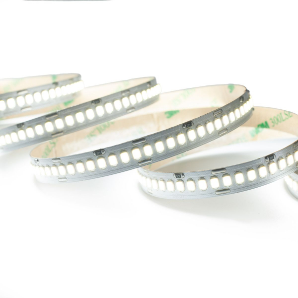 Светодиодная лента LEDS POWER 2835 240/м (22Вт/м) 24В холодная, серия ПРО200 008929 Светодиодная лента LEDS POWER 2835 240/м (22Вт/м) 24В холодная, серия ПРО200 008929