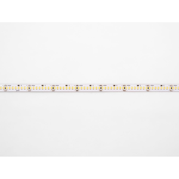 Светодиодная лента LEDS POWER 2835 240/м (22Вт/м) 24В холодная 30м/кат, серия ПРО140 005935 Светодиодная лента LEDS POWER 2835 240/м (22Вт/м) 24В холодная 30м/кат, серия ПРО140 005935