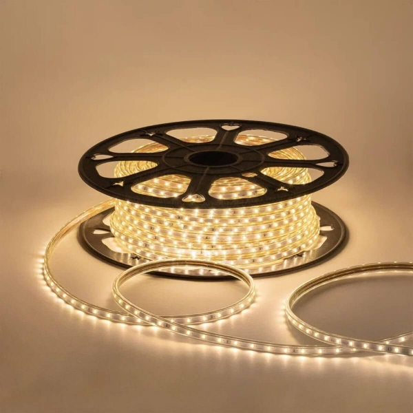Светодиодная влагозащищенная лента OGM 5W/m 60LED/m 2835SMD теплый белый 50M O17-01 Светодиодная влагозащищенная лента OGM 5W/m 60LED/m 2835SMD теплый белый 50M O17-01