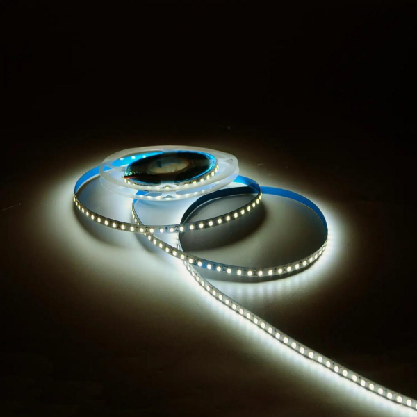 Светодиодная лента Gauss 10W/m 120LED/m 2835SMD теплый белый 5M BT039 Светодиодная лента Gauss 10W/m 120LED/m 2835SMD теплый белый 5M BT039