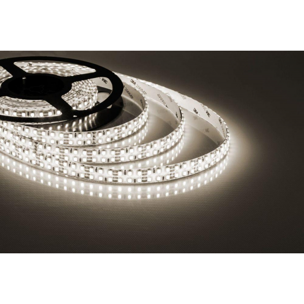 Светодиодная влагозащищенная лента Feron 19,2W/m 240LED/m 2835SMD теплый белый 5M LS615 27734 Светодиодная влагозащищенная лента Feron 19,2W/m 240LED/m 2835SMD теплый белый 5M LS615 27734