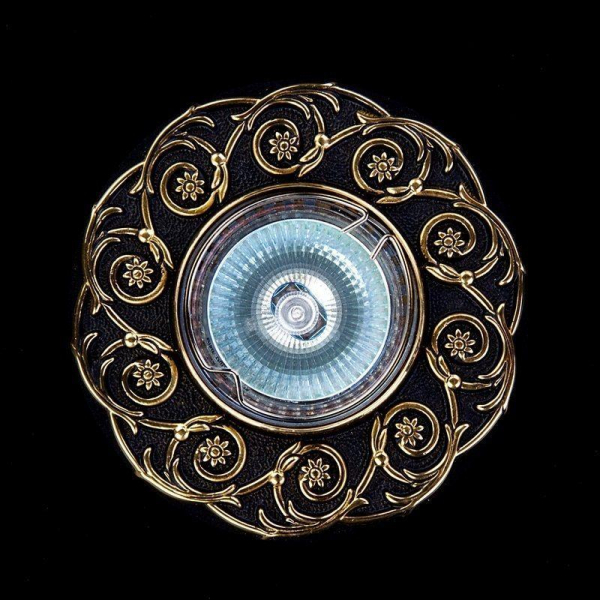 Встраиваемый светильник Artglass Spot 52 Brass Antique Встраиваемый светильник Artglass Spot 52 Brass Antique