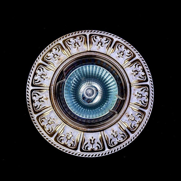Встраиваемый светильник Artglass Spot 50 White Gold Встраиваемый светильник Artglass Spot 50 White Gold