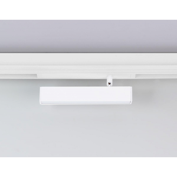 Трековый светодиодный светильник Ambrella Light Track System Magnetic 220V GL1321