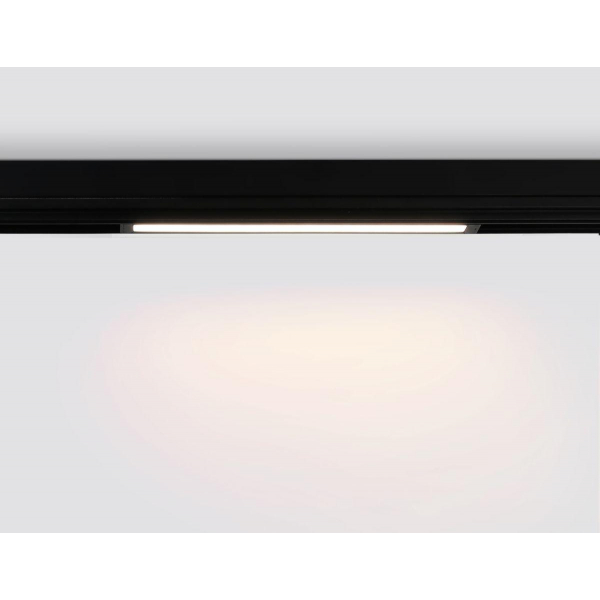 Трековый светодиодный светильник Ambrella Light Track System Magnetic 220V GL1272