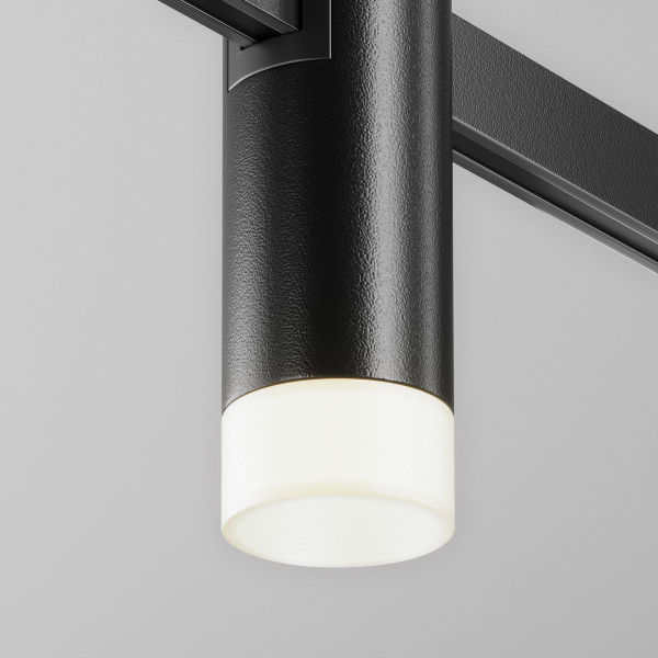 Трековый светодиодный светильник Maytoni Flarity Skim TR145-1-3W4K-W-B