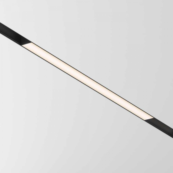 Трековый светодиодный светильник для магнитного шинопровода Maytoni Track lamps TR012-2-20W3K-B Трековый светодиодный светильник для магнитного шинопровода Maytoni Track lamps TR012-2-20W3K-B