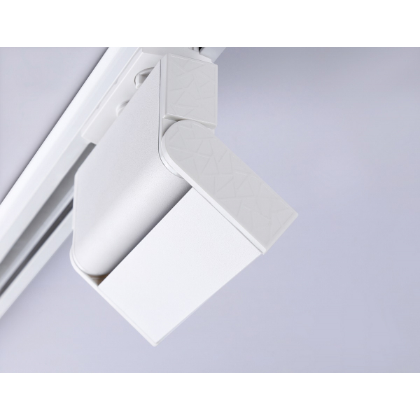 Трековый светодиодный светильник Ambrella light Track System GL6801 Трековый светодиодный светильник Ambrella light Track System GL6801
