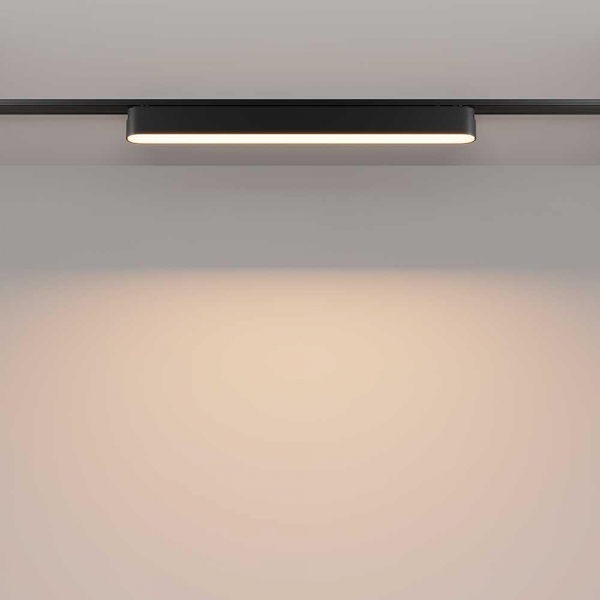 Трековый светодиодный светильник Maytoni Technical Basis TR080-1-18W3K-B Трековый светодиодный светильник Maytoni Technical Basis TR080-1-18W3K-B