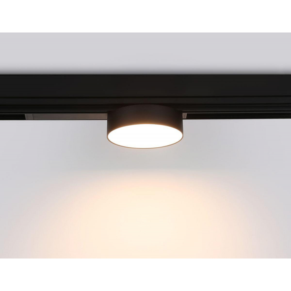 Трековый светодиодный светильник Ambrella Light Track System Magnetic 220V GL1381 Трековый светодиодный светильник Ambrella Light Track System Magnetic 220V GL1381