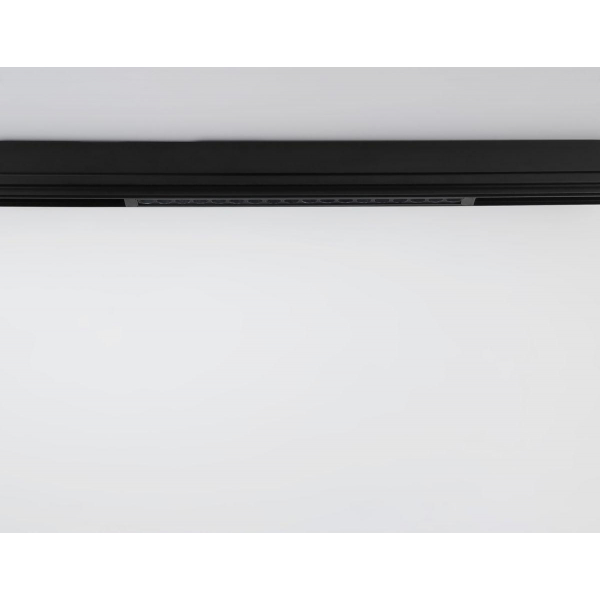Трековый светодиодный светильник Ambrella Light Track System Magnetic 220V GL1314 Трековый светодиодный светильник Ambrella Light Track System Magnetic 220V GL1314