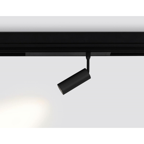 Трековый светодиодный светильник Ambrella Light Track System Magnetic 220V GL1202 Трековый светодиодный светильник Ambrella Light Track System Magnetic 220V GL1202