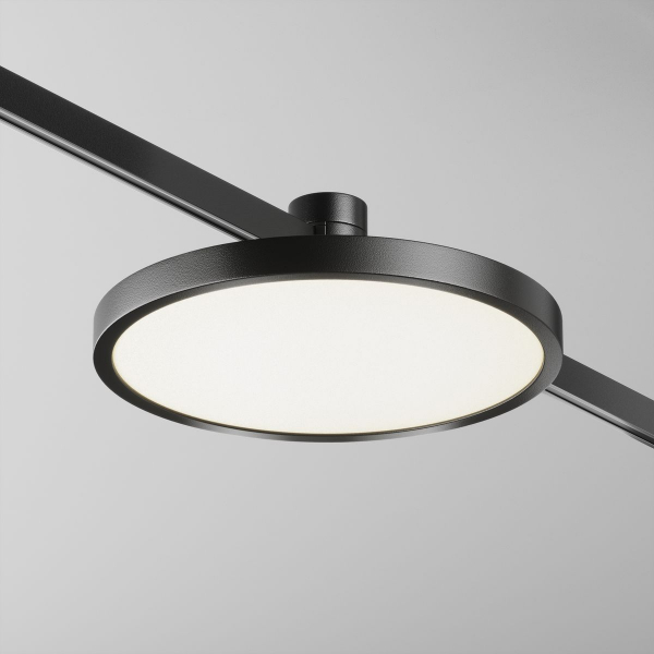 Трековый светодиодный светильник Maytoni Flarity Plato TR153-1-10W4K-B Трековый светодиодный светильник Maytoni Flarity Plato TR153-1-10W4K-B