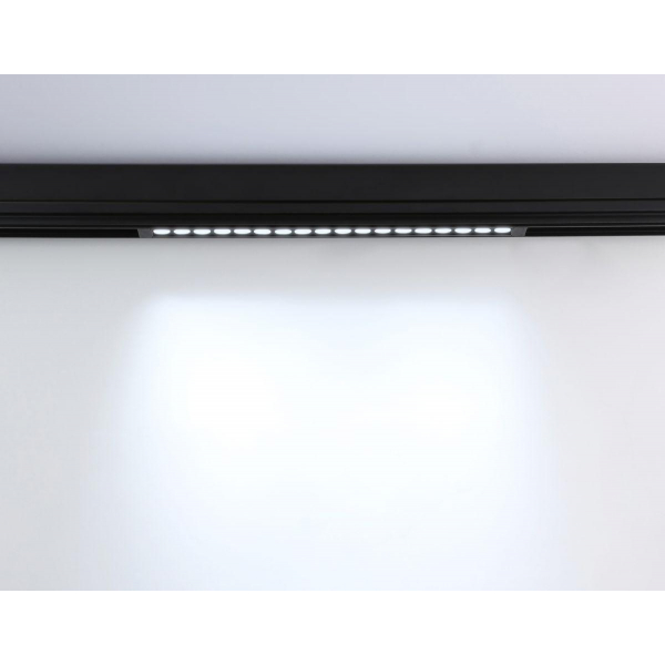 Трековый светодиодный светильник Ambrella Light Track System Magnetic 220V GL1314 Трековый светодиодный светильник Ambrella Light Track System Magnetic 220V GL1314