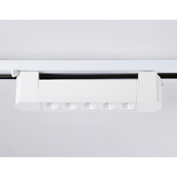 Трековый светодиодный светильник Ambrella light Track System GL6700 Трековый светодиодный светильник Ambrella light Track System GL6700