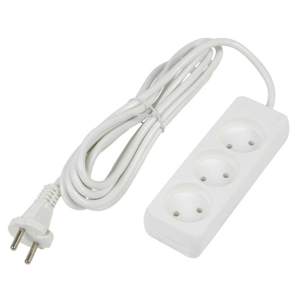 Удлинитель Uniel Ultra 3гн х 3м б/з S-CU3-3 White UL-00009982 Удлинитель Uniel Ultra 3гн х 3м б/з S-CU3-3 White UL-00009982