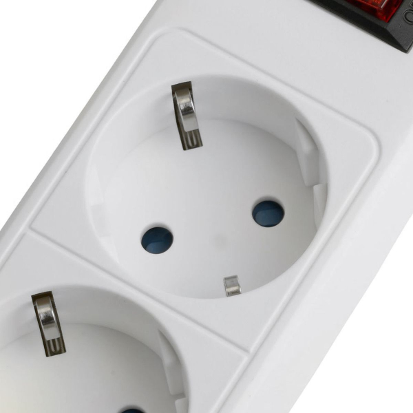 Сетевой фильтр 3-местный с/з STEKKER HM20-31-02 3x1мм2, 1,8 м, серия Optima, белый