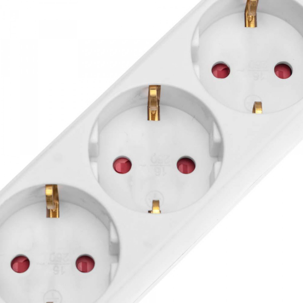 Удлинитель STANDARD 5 гнезд, 1,5м, 3х1,0мм², с/з, с выключателем, белый REXANT 13-4031 Удлинитель STANDARD 5 гнезд, 1,5м, 3х1,0мм², с/з, с выключателем, белый REXANT 13-4031