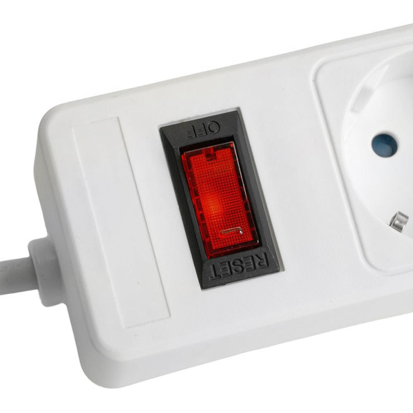 Сетевой фильтр 4-местный с/з STEKKER HM20-41-03 3x1мм2, 3 м, серия Optima, белый